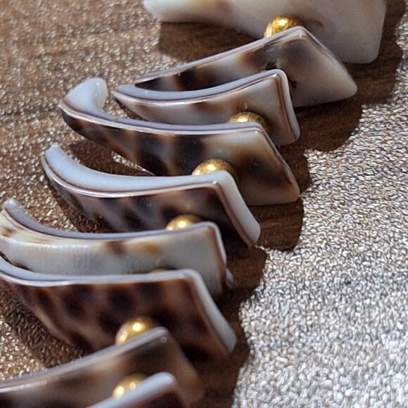 Tigris Shell Dagger Beads Choker Statement Necklace - Picture 5 of 7